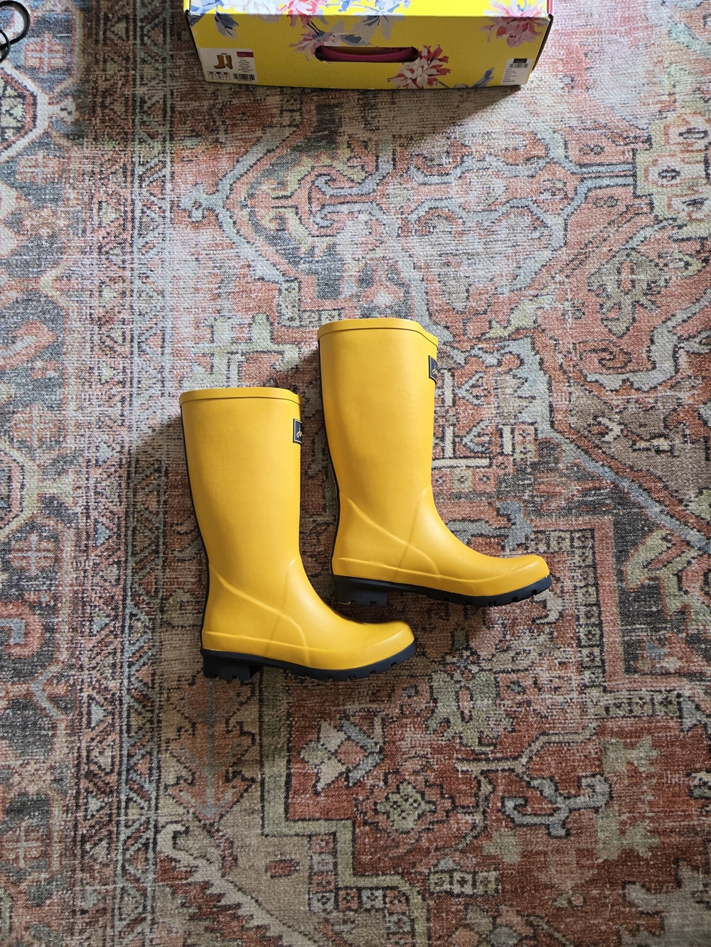 Joules Antgold Roll Up Welly in Bright Yellow